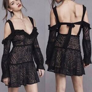 FOR LOVE & LEMONS BRIDGET COLD SHOULDER DRESS - NWOT - Size Small